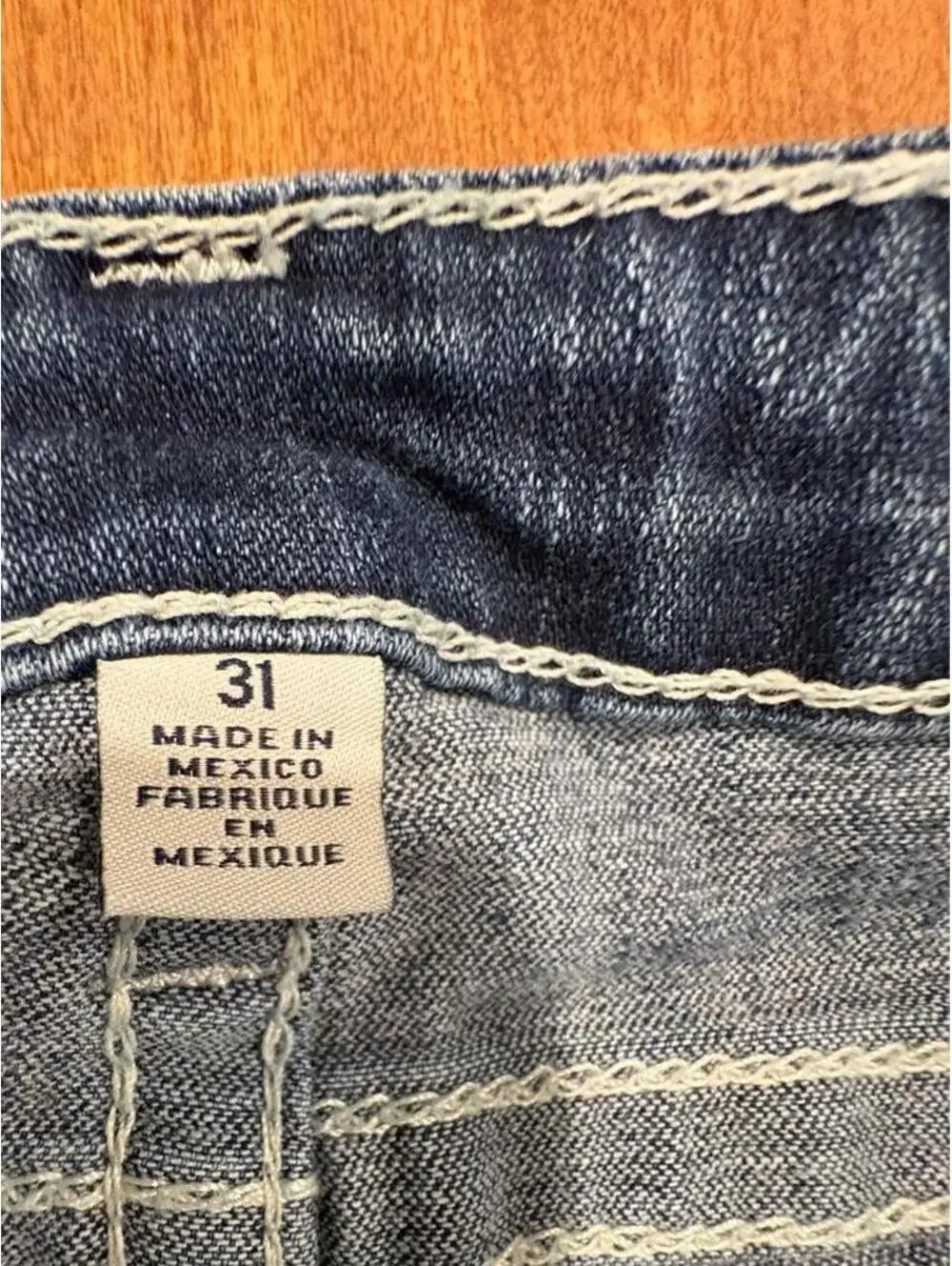 True Religion Boot Cut Jeans Size 31 -212